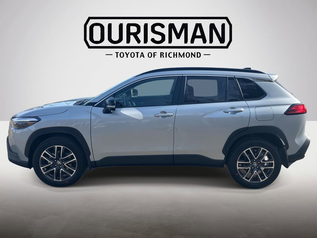 Used 2026 Toyota Corolla Cross XLE w/ Convenience Package image 9