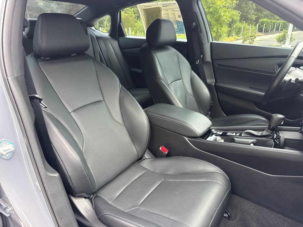 Used 2024 Honda Accord Sport image 35