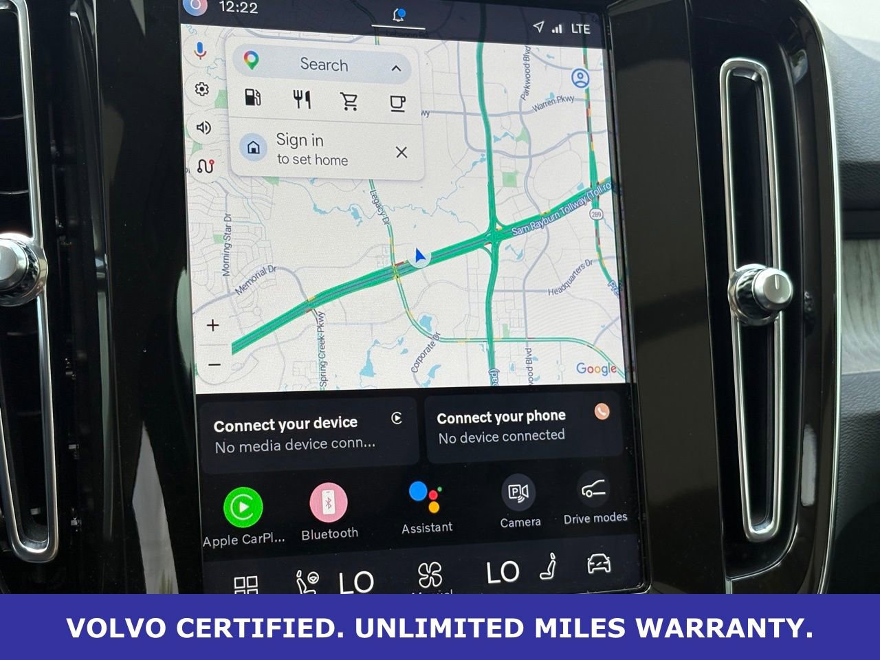 Certified 2024 Volvo XC40 B5 Plus image 22