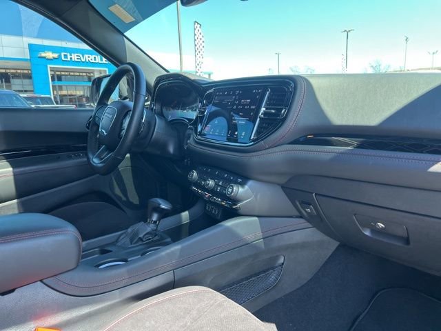 Used 2025 Dodge Durango GT image 34
