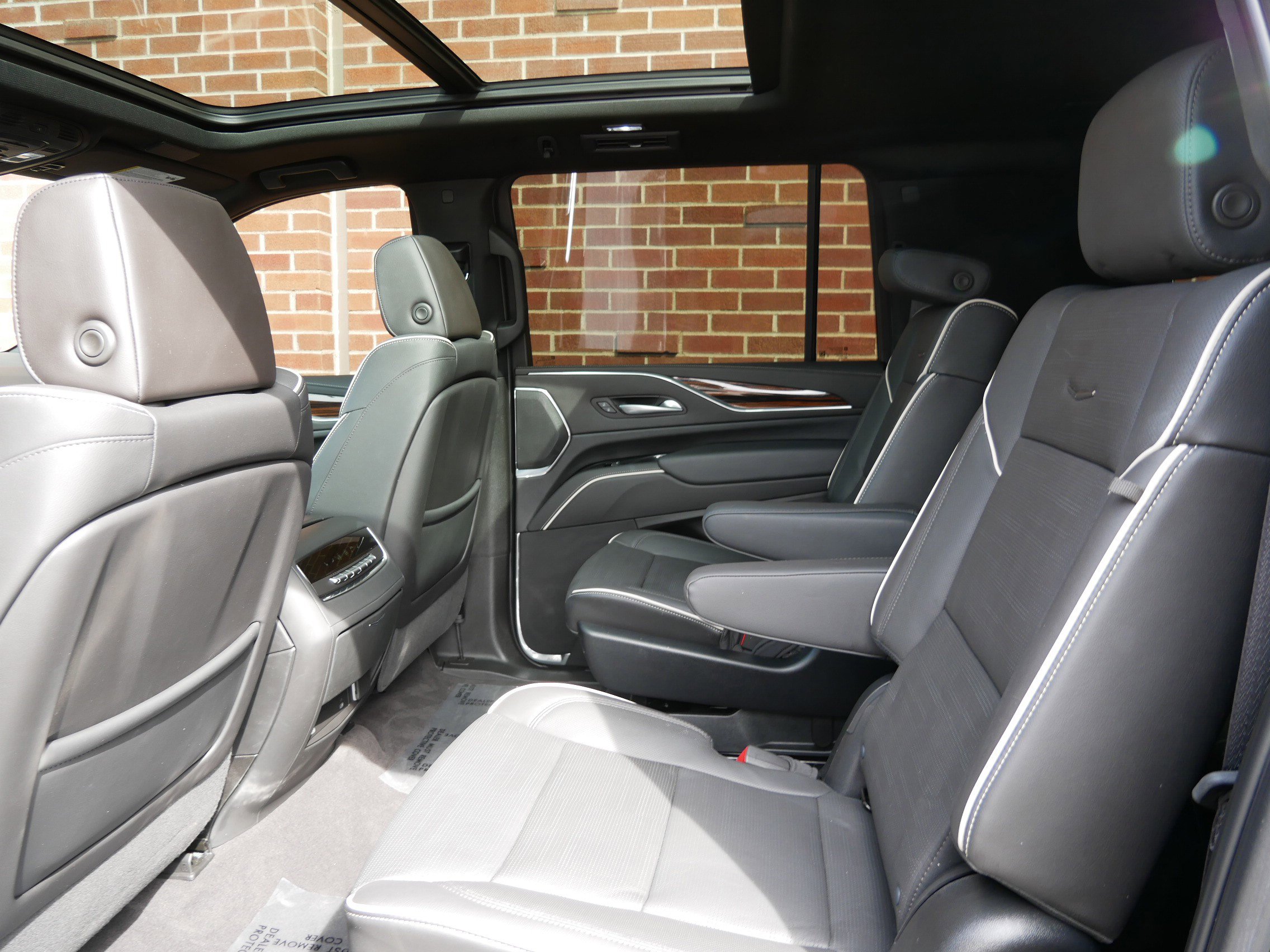 Certified 2023 Cadillac Escalade ESV Premium Luxury w/ LPO, Floor Liner Package image 10