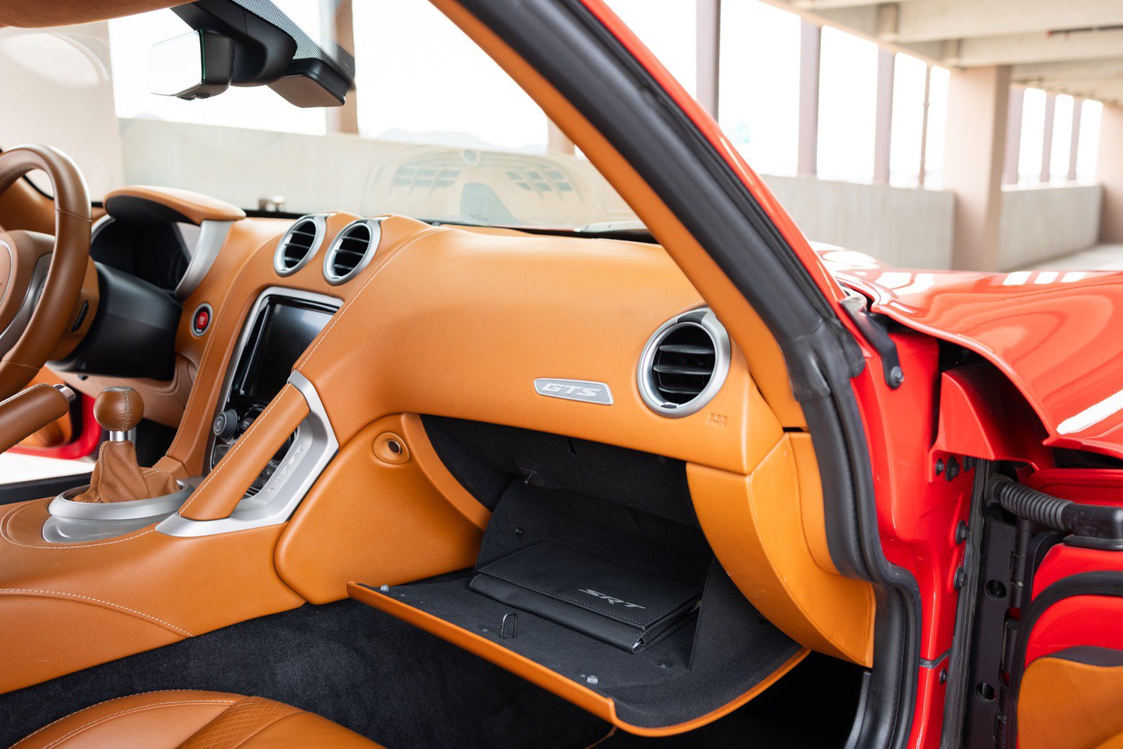 Used 2013 SRT Viper GTS w/ GTS Laguna Interior Pkg RWD image 59
