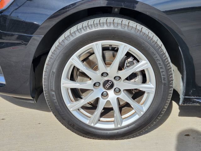 Used 2023 Audi A4 2.0T Premium image 11