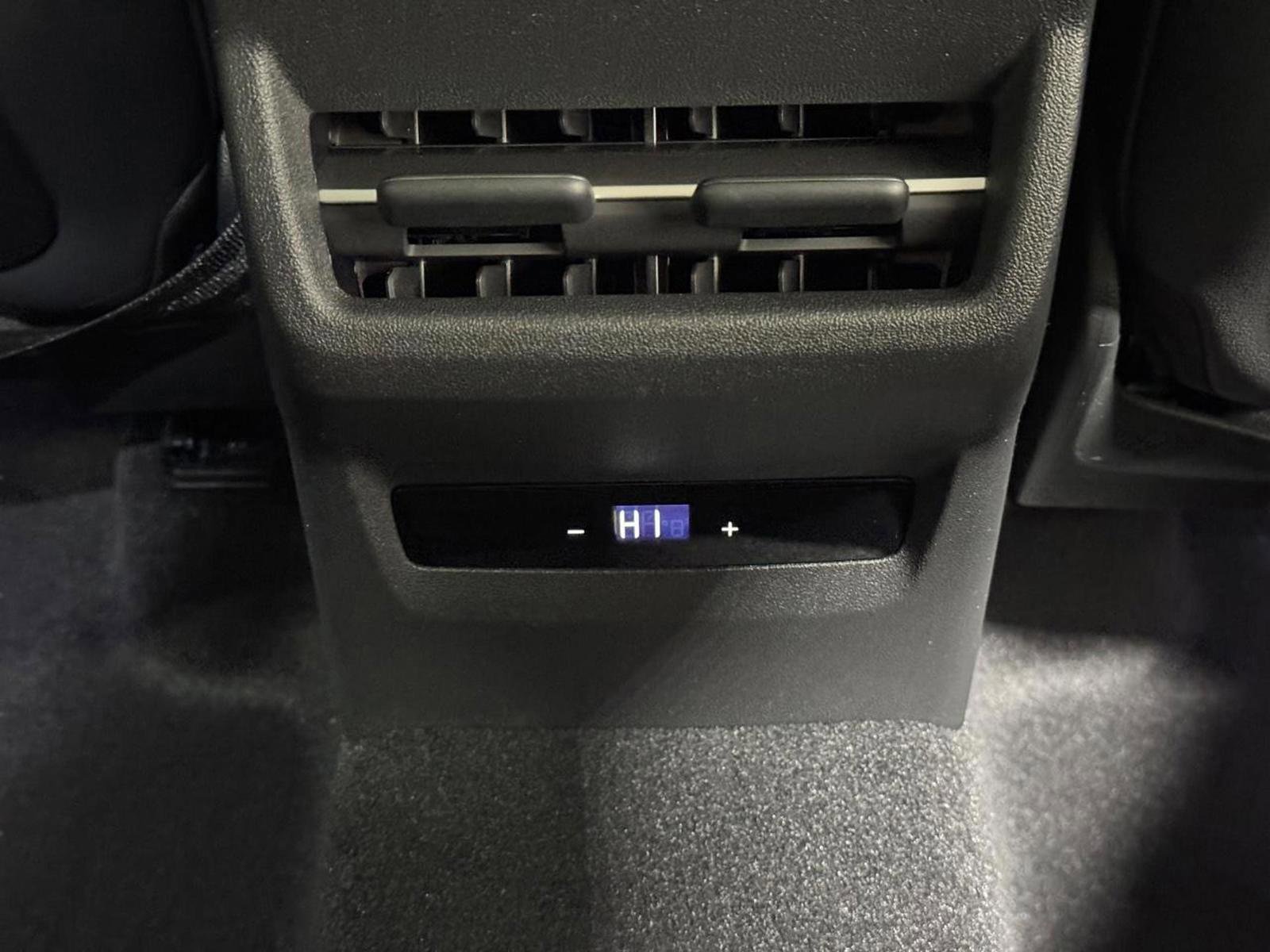 New 2026 Audi Q3 quattro 2.0T image 11