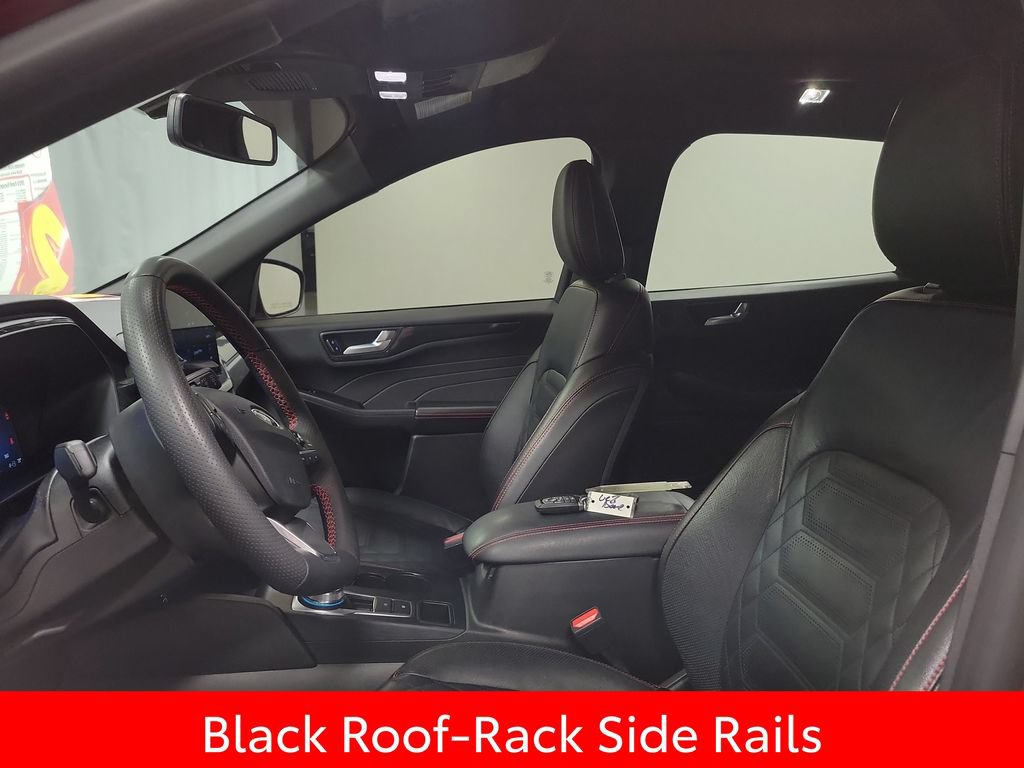 Used 2023 Ford Escape ST-Line Elite w/ Premium Technology Package AWD/4WD image 15