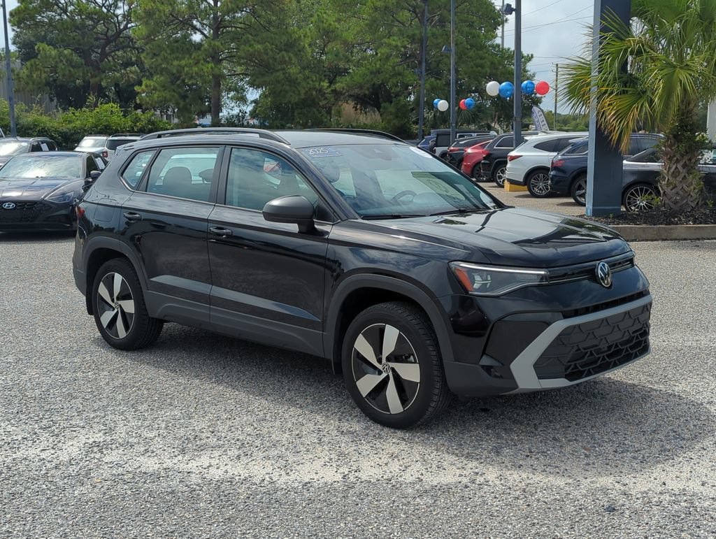 Used 2025 Volkswagen Taos S AWD/4WD image 9