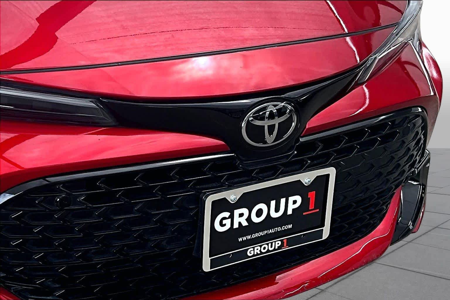 Used 2025 Toyota Corolla SE FWD image 29
