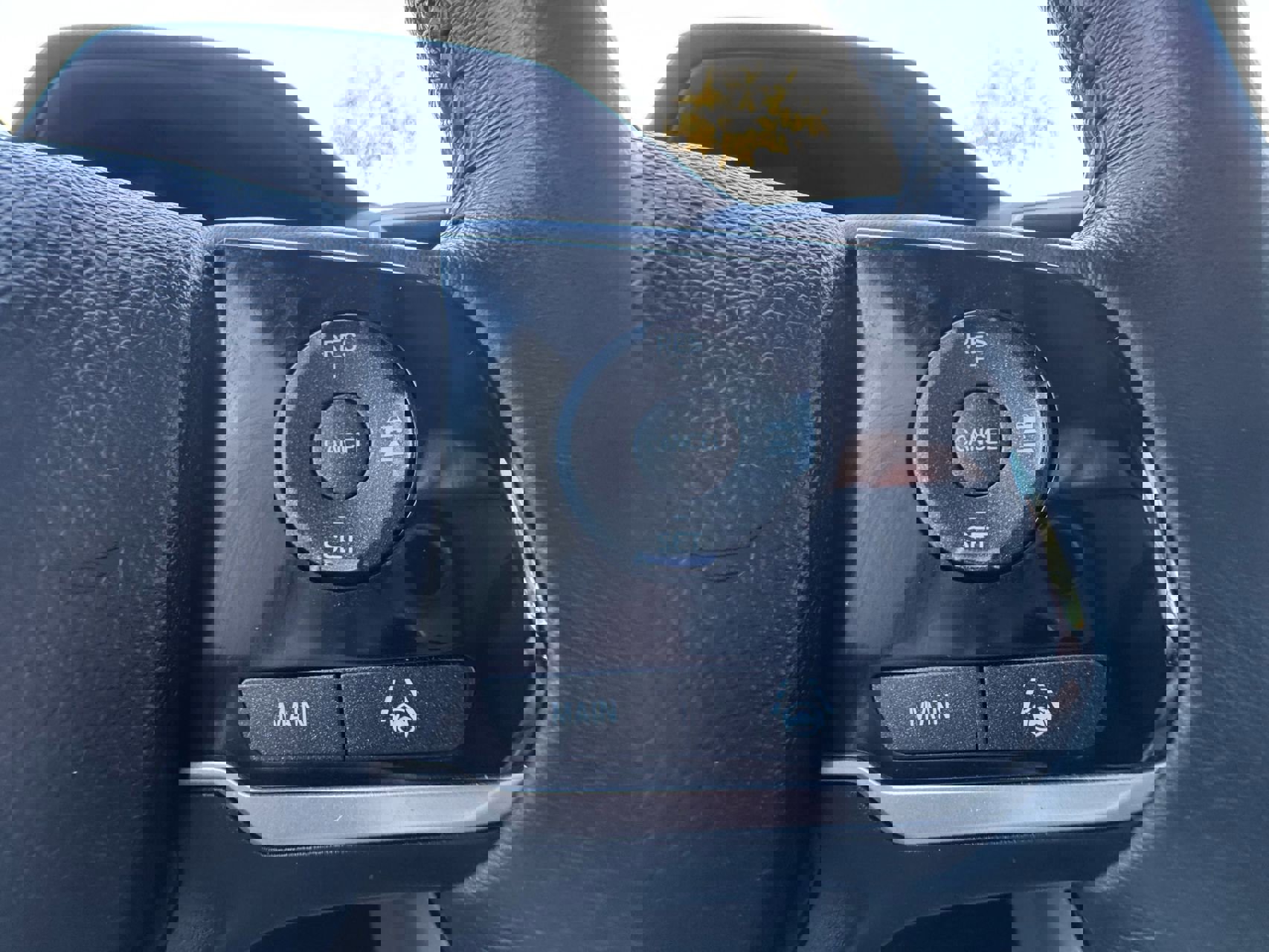 Used 2022 Honda Pilot Touring image 16