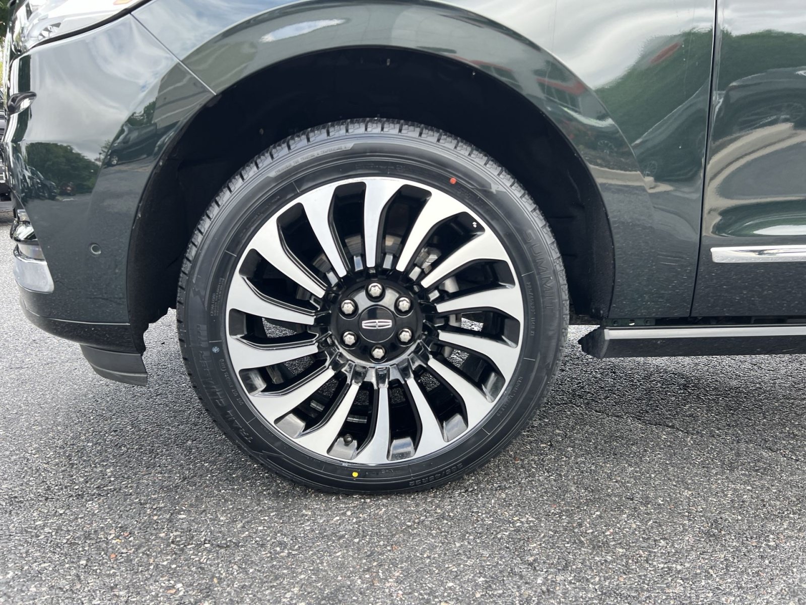 Used 2024 Lincoln Navigator L Black Label AWD/4WD image 12