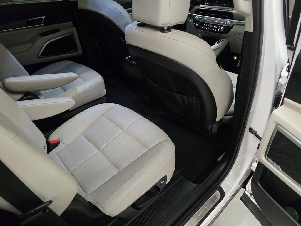 Used 2022 Kia Telluride EX w/ EX Premium Package AWD/4WD image 34
