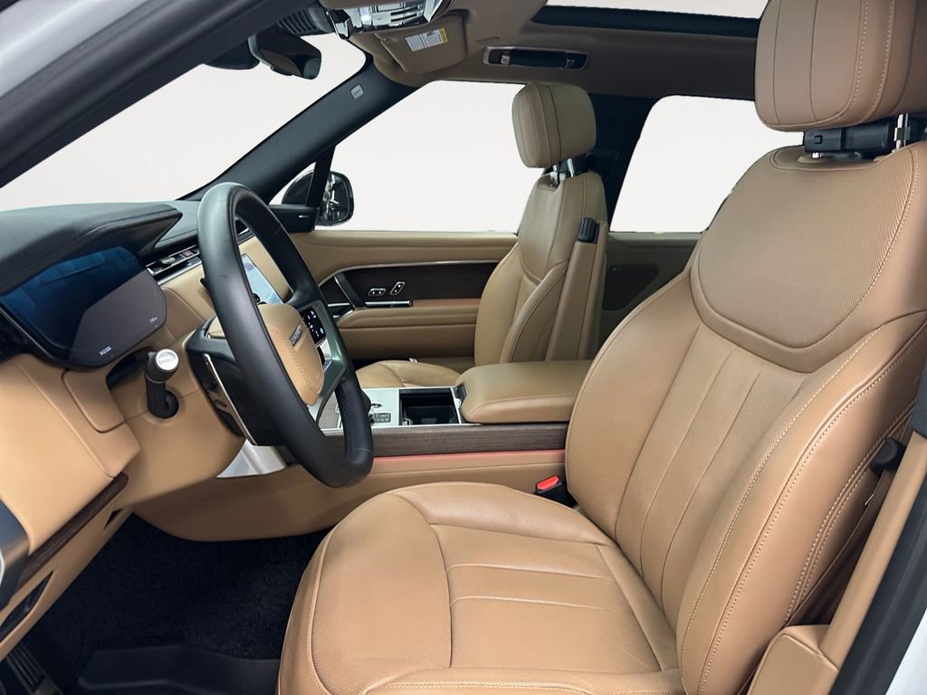 Used 2024 Land Rover Range Rover SE AWD/4WD image 9