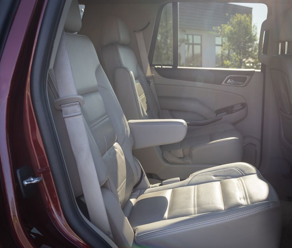 Used 2016 GMC Yukon Denali w/ Open Road Package AWD/4WD image 37