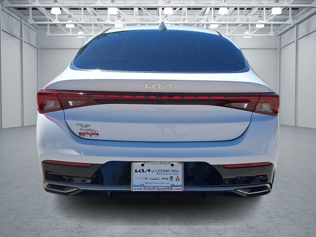 Used 2022 Kia K5 LXS FWD image 4