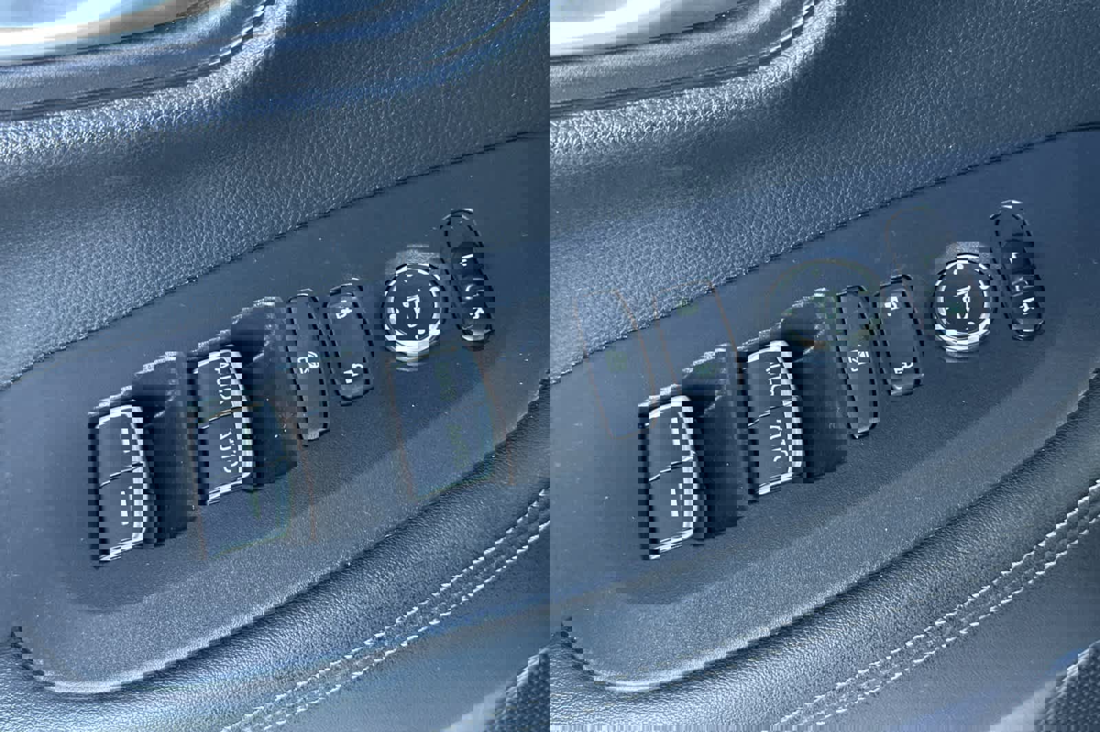 Used 2023 Honda HR-V EX-L image 13