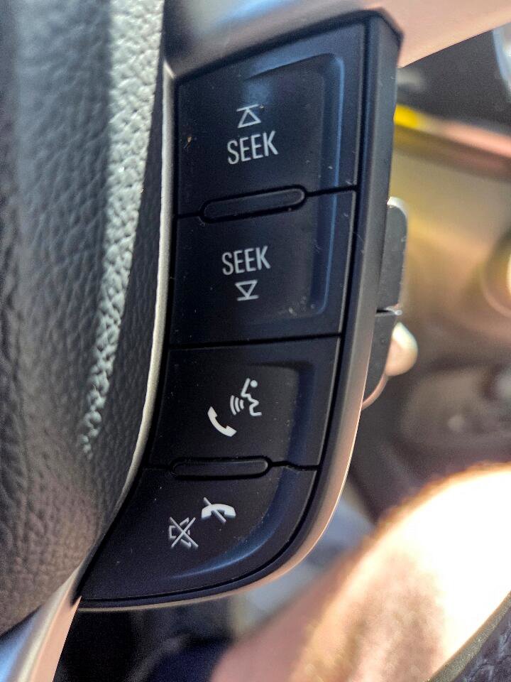 Used 2015 Chevrolet Spark LT image 19