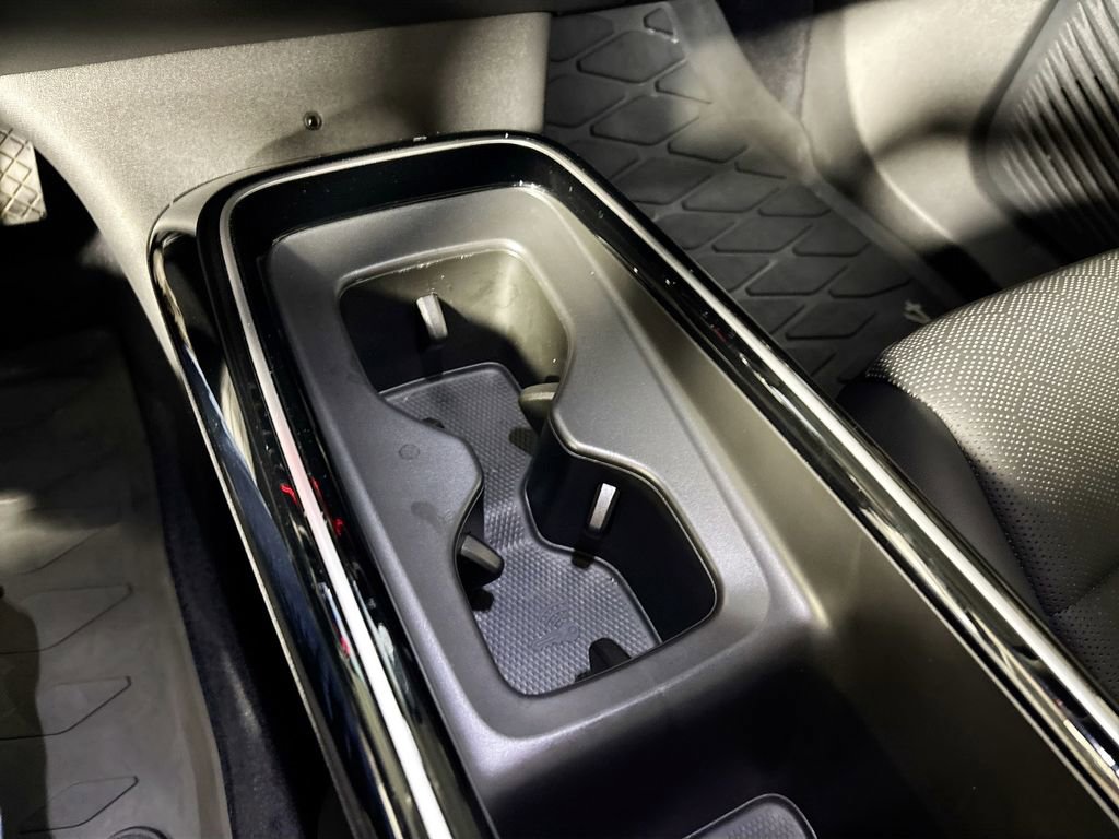 Used 2023 Volkswagen ID.4 S image 15