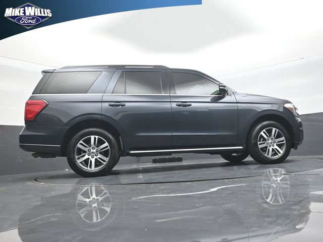 Used 2023 Ford Expedition XLT RWD image 24