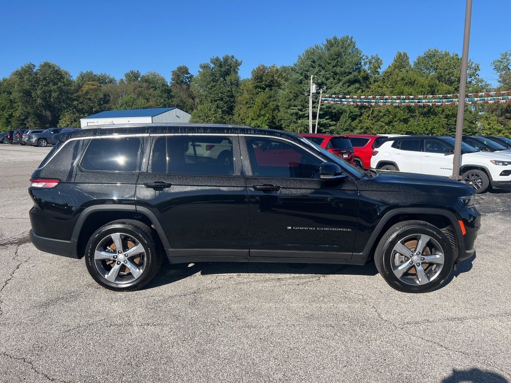 Used 2021 Jeep Grand Cherokee L Limited image 2