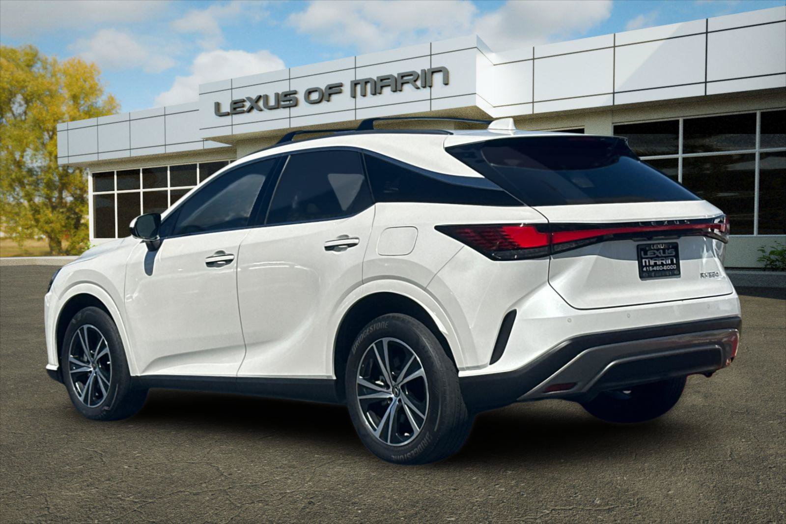 Used 2024 Lexus RX 350 Premium w/ Accessory Package (Z1) FWD image 3