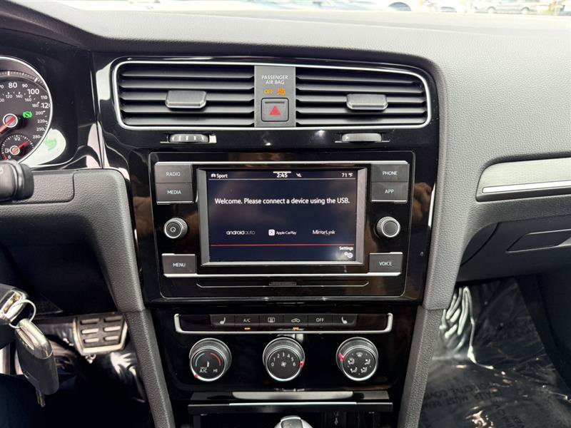 Used 2020 Volkswagen Golf 4-Door FWD image 31