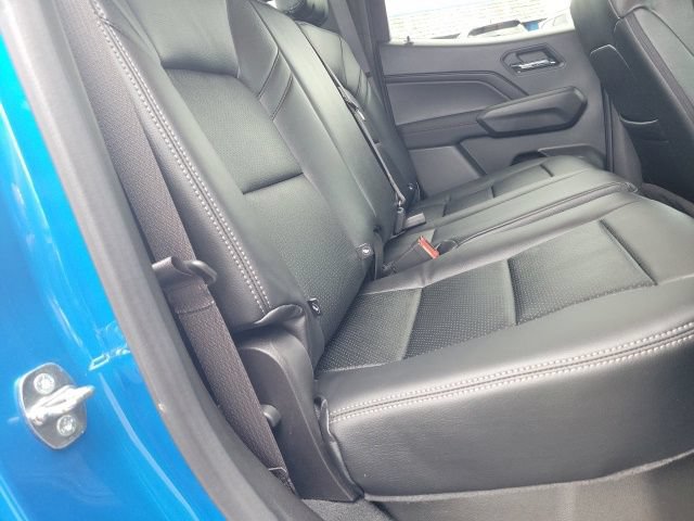 Used 2023 Chevrolet Colorado Z71 w/ Z71 Convenience Package 2 AWD/4WD image 29