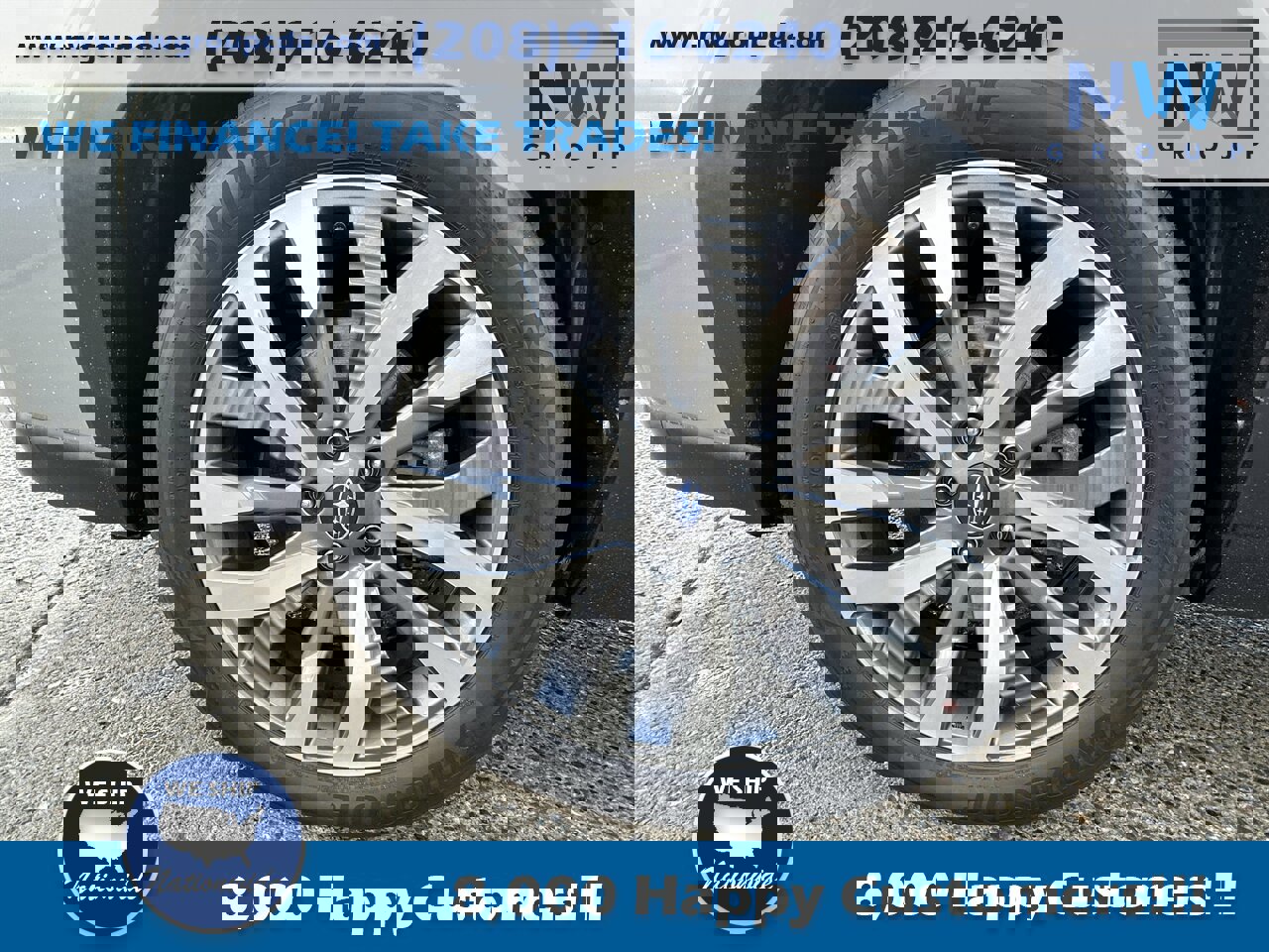 Used 2025 Subaru Forester Touring image 12