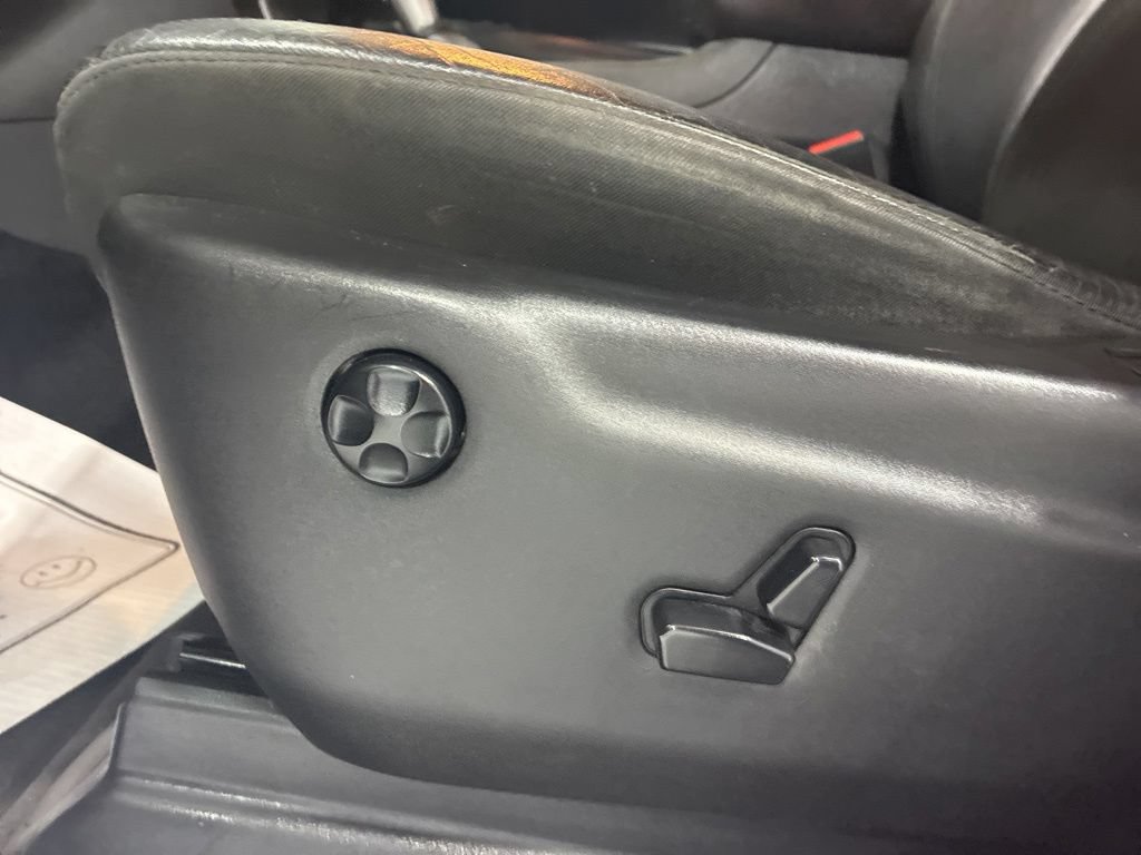 Used 2018 Jeep Grand Cherokee Altitude AWD/4WD image 17