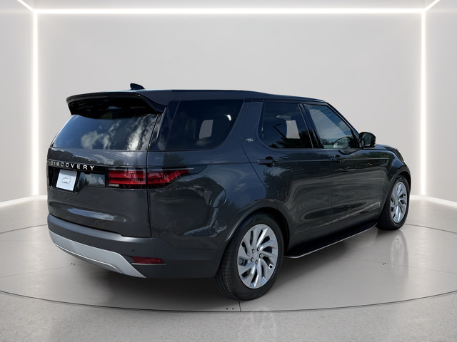Certified 2025 Land Rover Discovery S AWD/4WD image 5