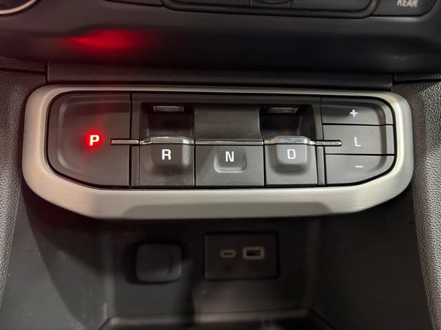 Used 2023 GMC Acadia SLE w/ Driver Convenience Package AWD/4WD image 18
