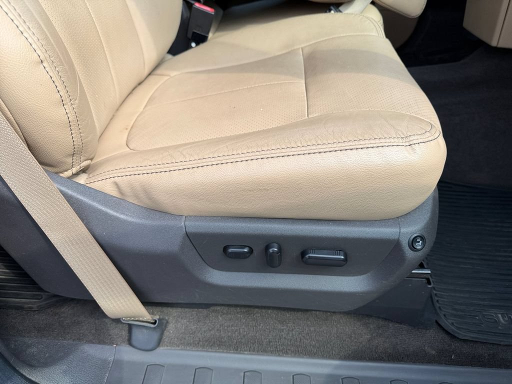 Used 2015 Ford F250 Lariat AWD/4WD image 17