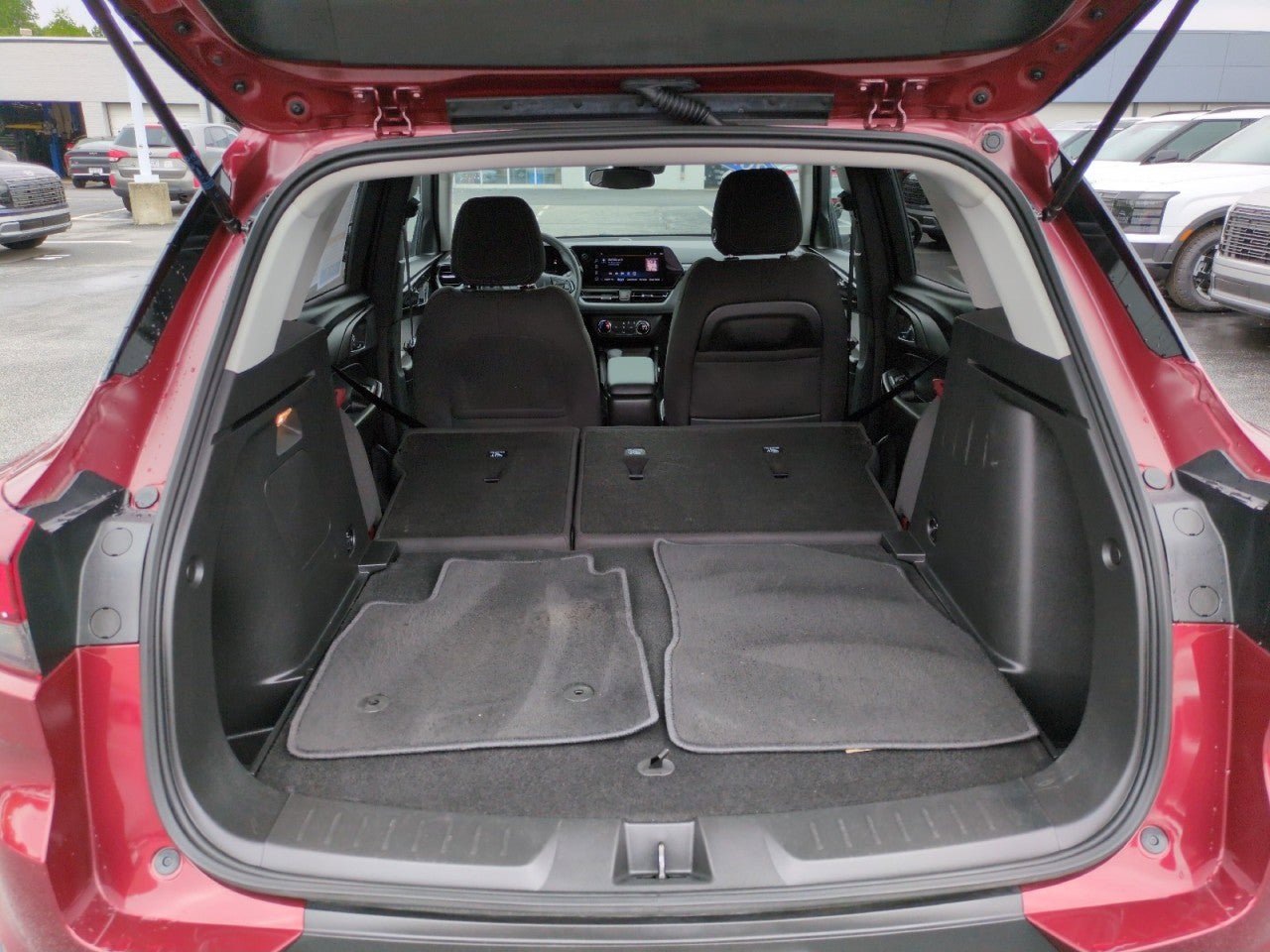 Used 2024 Chevrolet TrailBlazer LS w/ LS Convenience Package FWD image 34