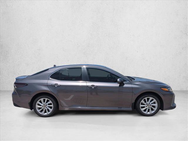 Used 2022 Toyota Camry LE FWD video 4