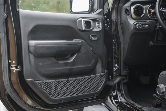 Used 2019 Jeep Wrangler Unlimited Sport S image 36