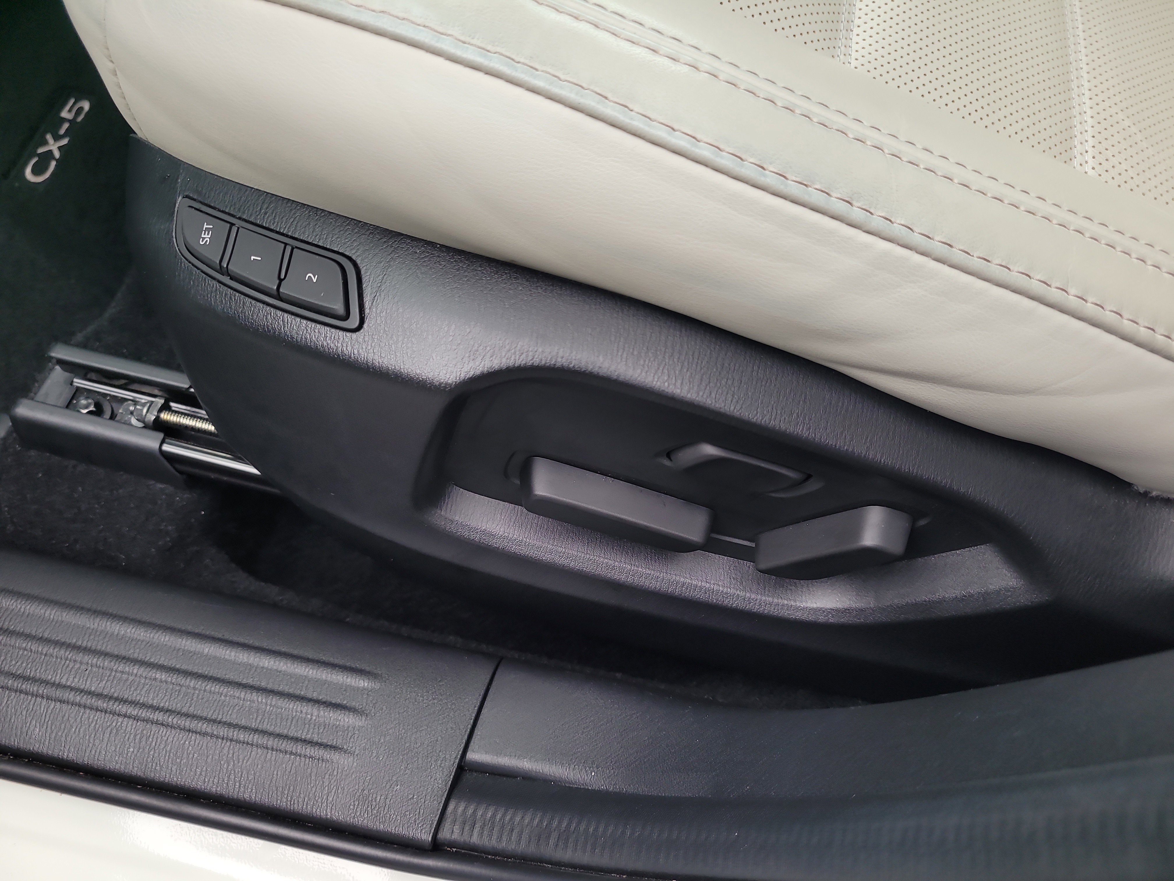 Used 2023 MAZDA CX-5 AWD 2.5 S w/ Preferred Package image 22