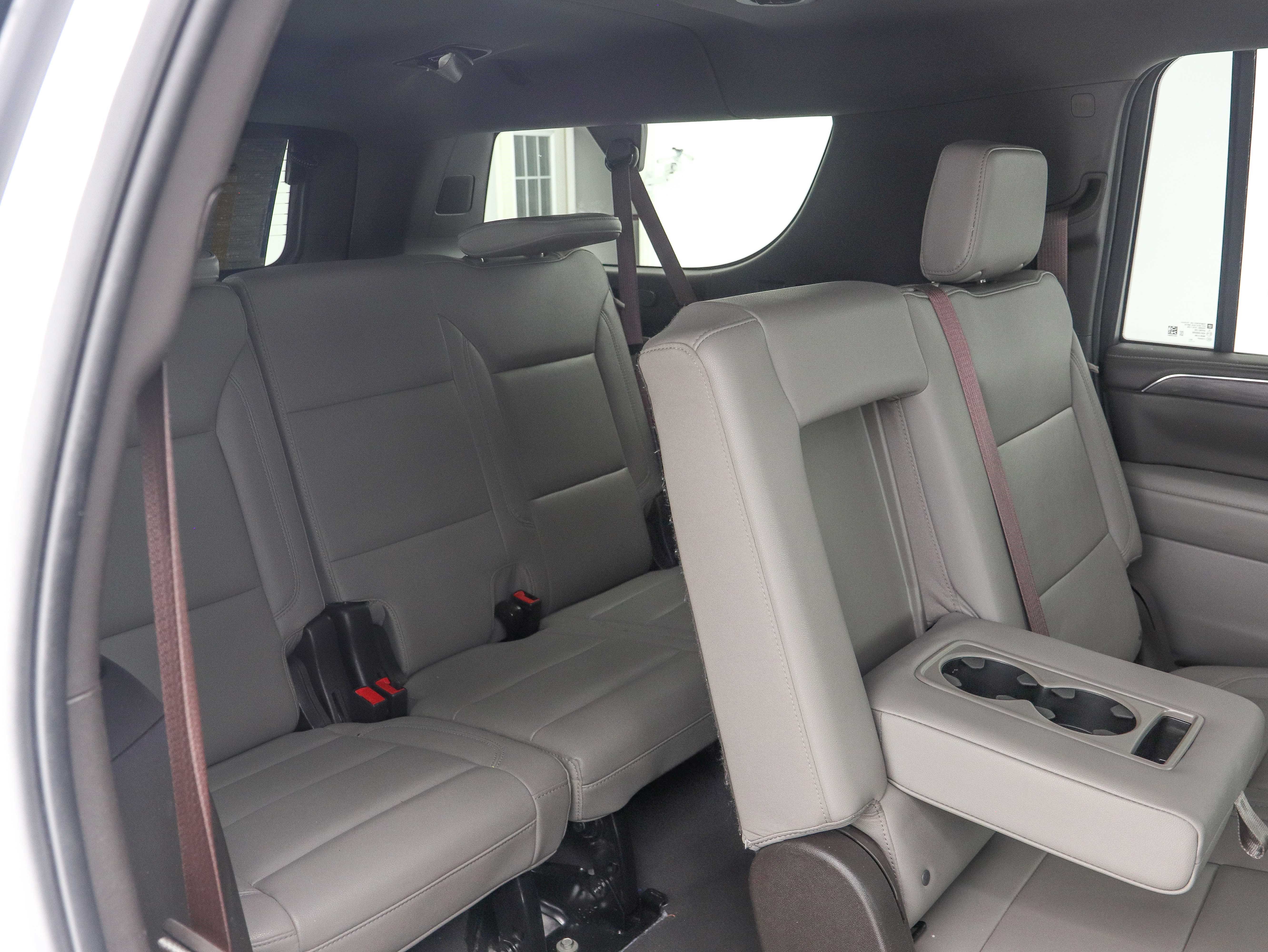 Used 2023 Chevrolet Suburban LT AWD/4WD image 18