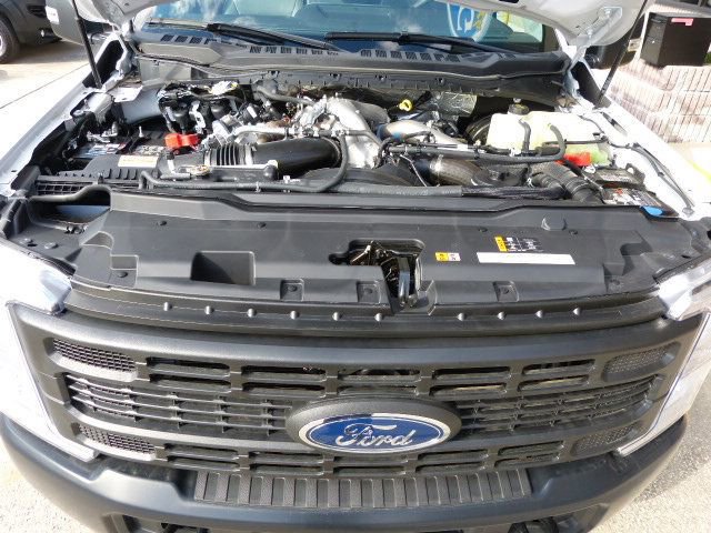 Used 2024 Ford F250 XL image 9