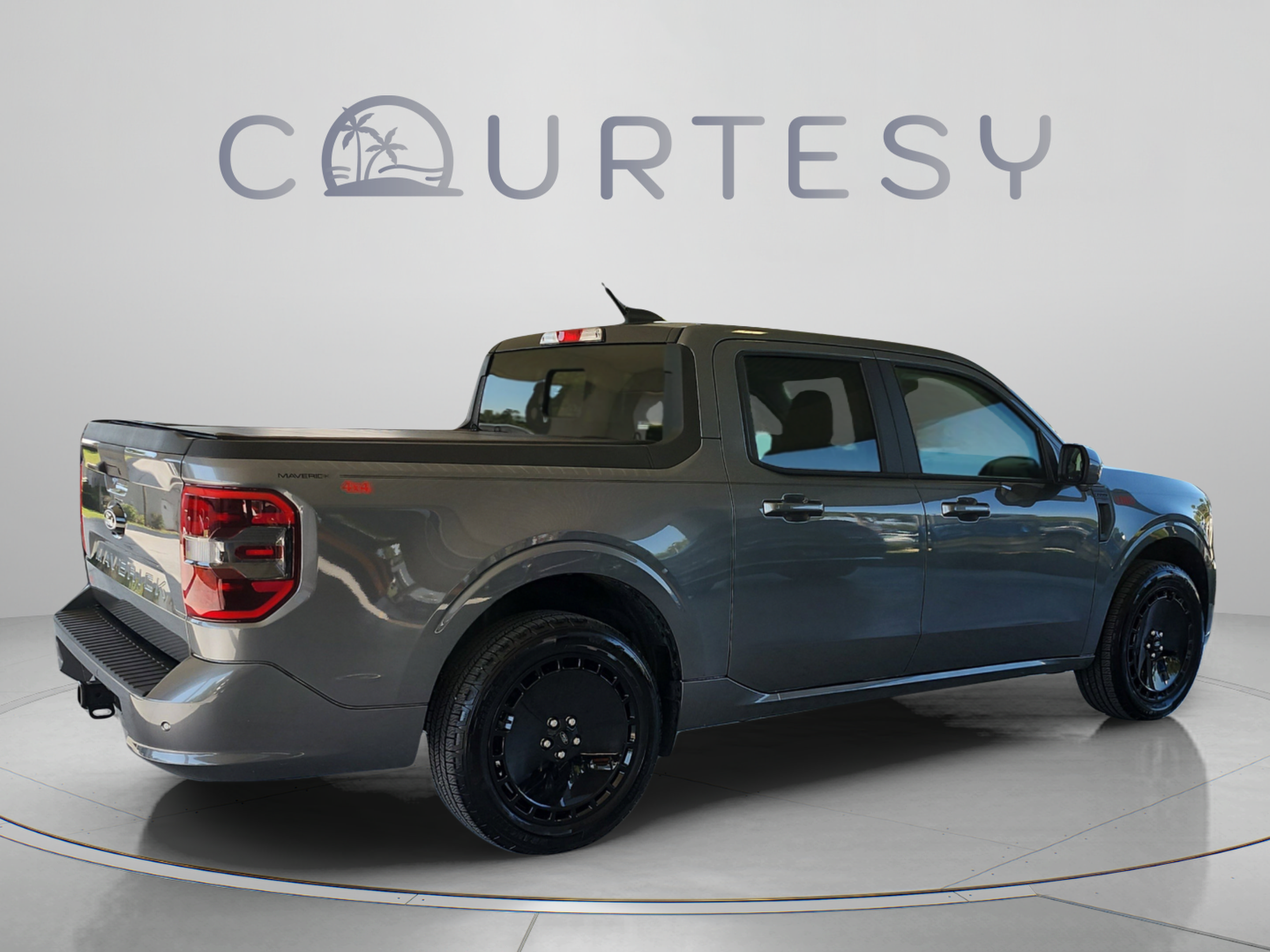 Used 2025 Ford Maverick Lobo AWD/4WD image 6