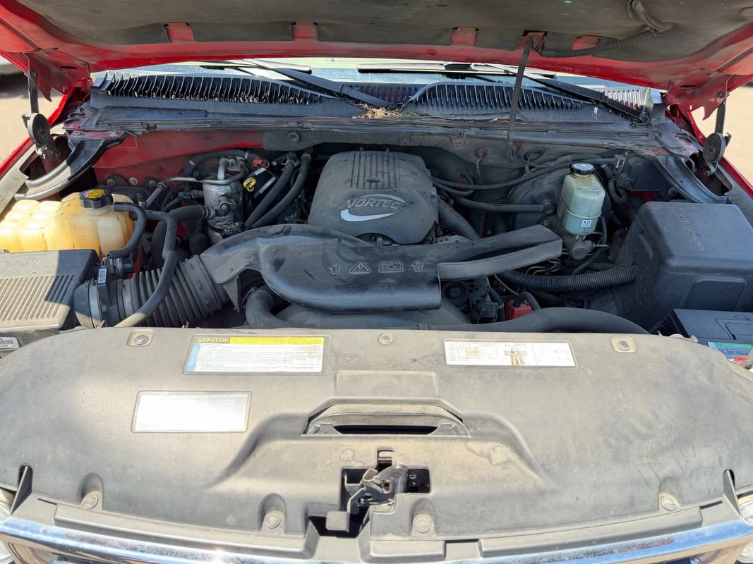 Used 2001 Chevrolet Tahoe LT w/ LT Preferred Equipment Group AWD/4WD image 27