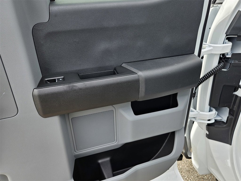 New 2026 Ford F250 XL image 31