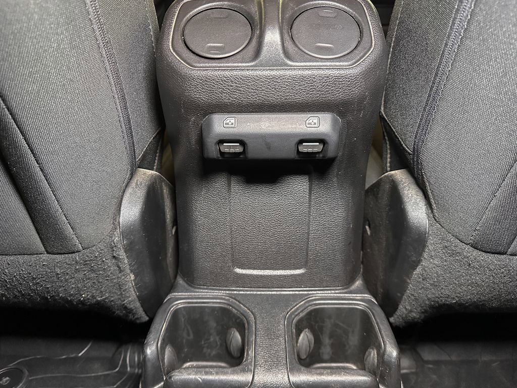 Used 2019 Jeep Wrangler Unlimited Sport S AWD/4WD image 28