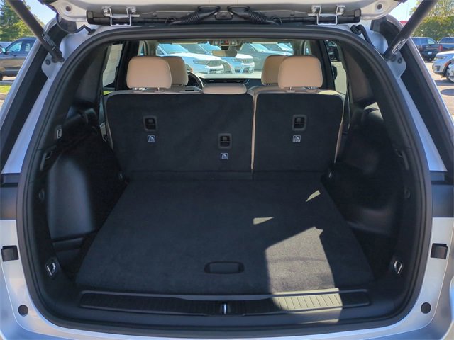 New 2025 Jeep Grand Cherokee Limited w/ Trailer Tow Package image 13