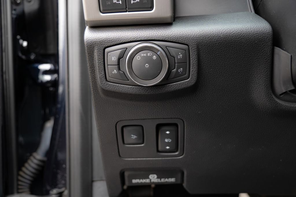 Used 2021 Ford F450 Platinum w/ FX4 Off-Road Package image 19