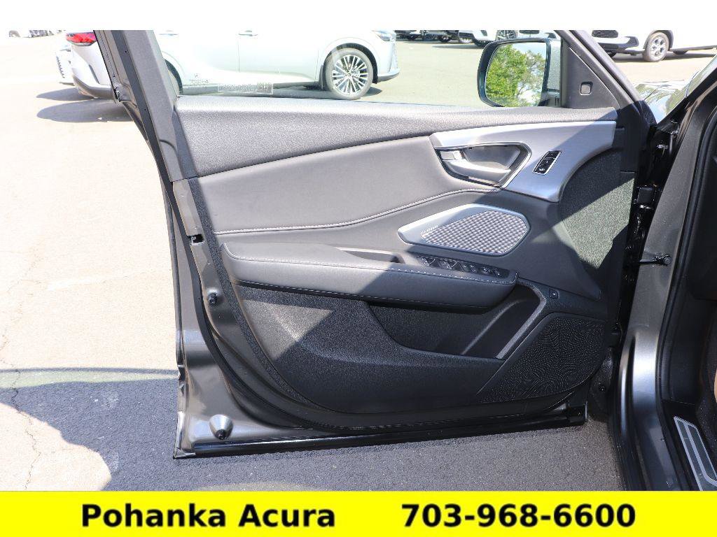 Certified 2025 Acura RDX SH-AWD w/ Technology Package image 21