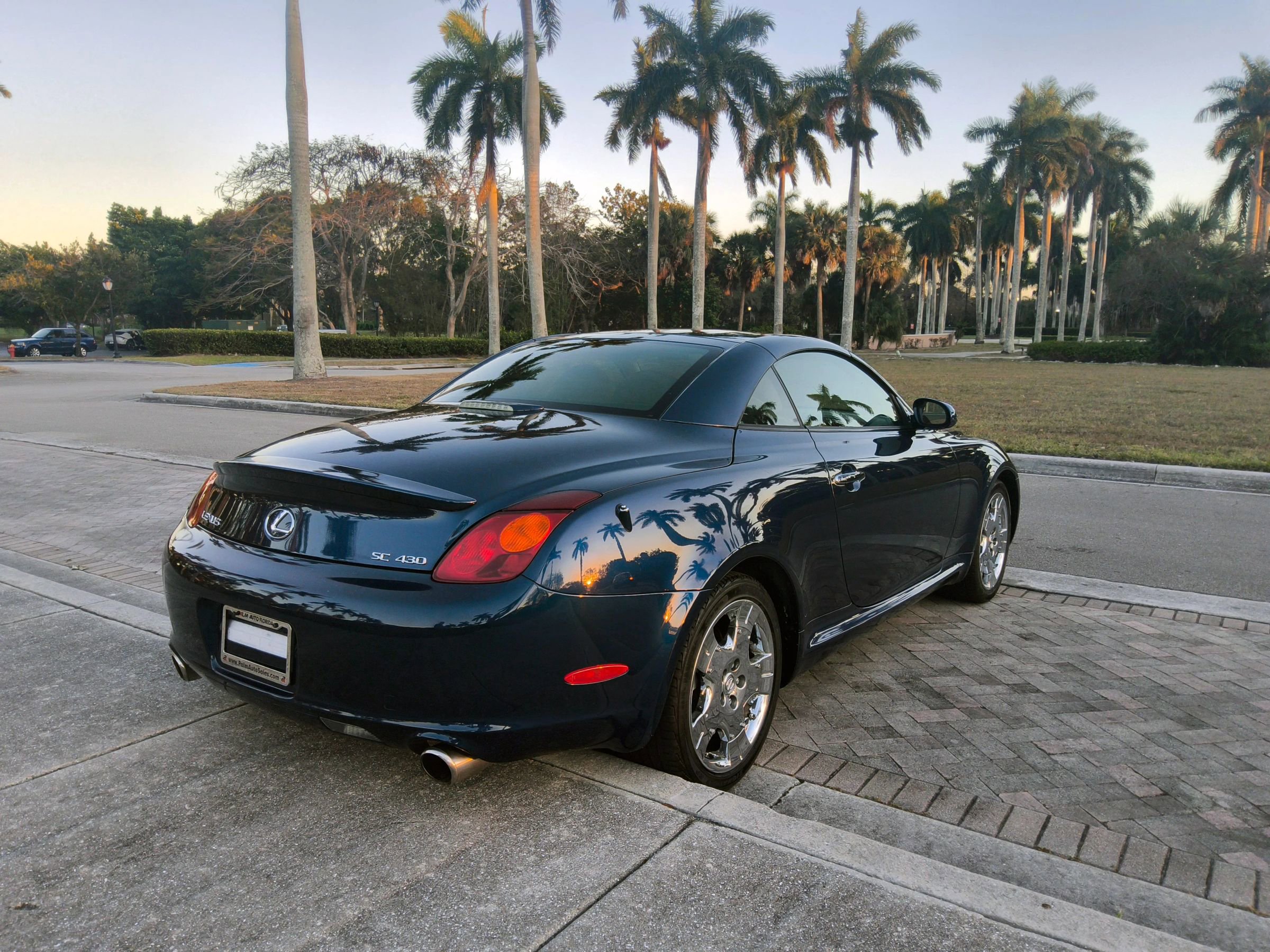 Used 2004 Lexus SC 430 Convertible image 35
