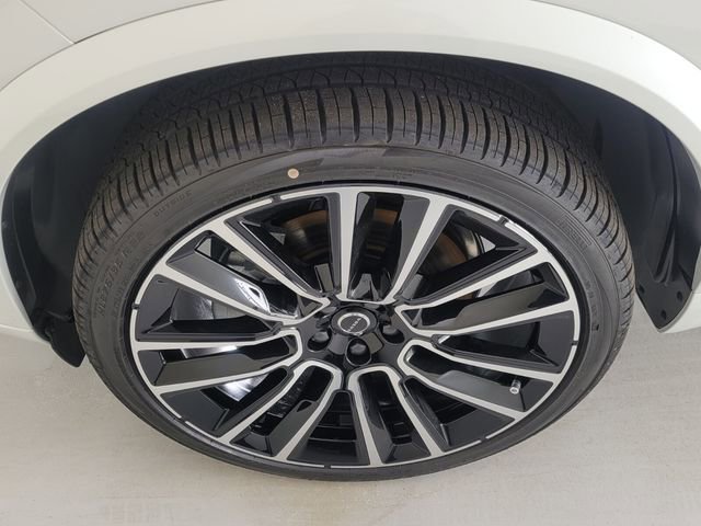 New 2026 Volvo XC90 B6 Ultra w/ Lounge Package AWD/4WD image 6