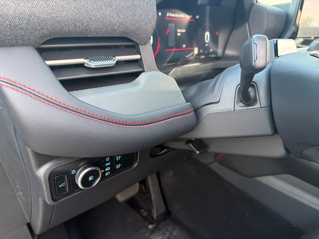 New 2026 Ford Explorer ST-Line w/ ST-Line Street Pack AWD/4WD image 20