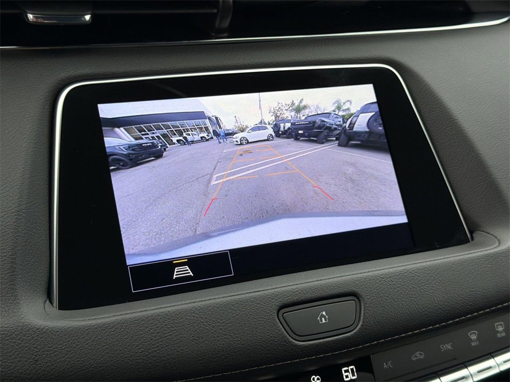 Certified 2023 Cadillac XT4 Luxury w/ Cold Weather Package image 13