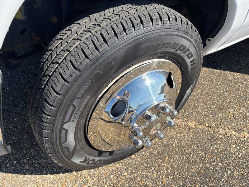 Used 2017 Ford E-450 and Econoline 450 Super Duty w/ Shuttle Bus Prep Package image 19