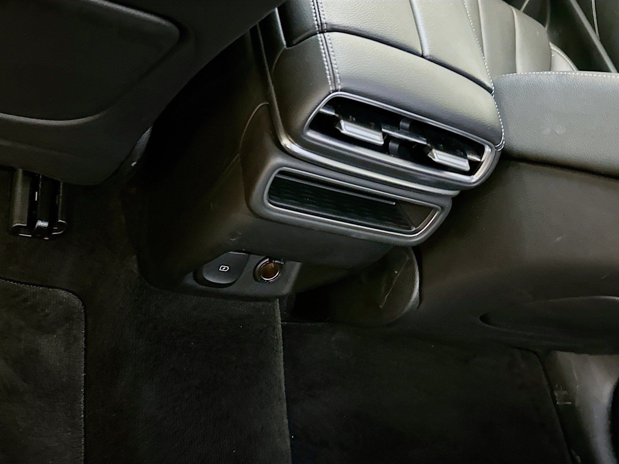 Used 2025 Genesis GV80 2.5T Standard AWD/4WD image 29