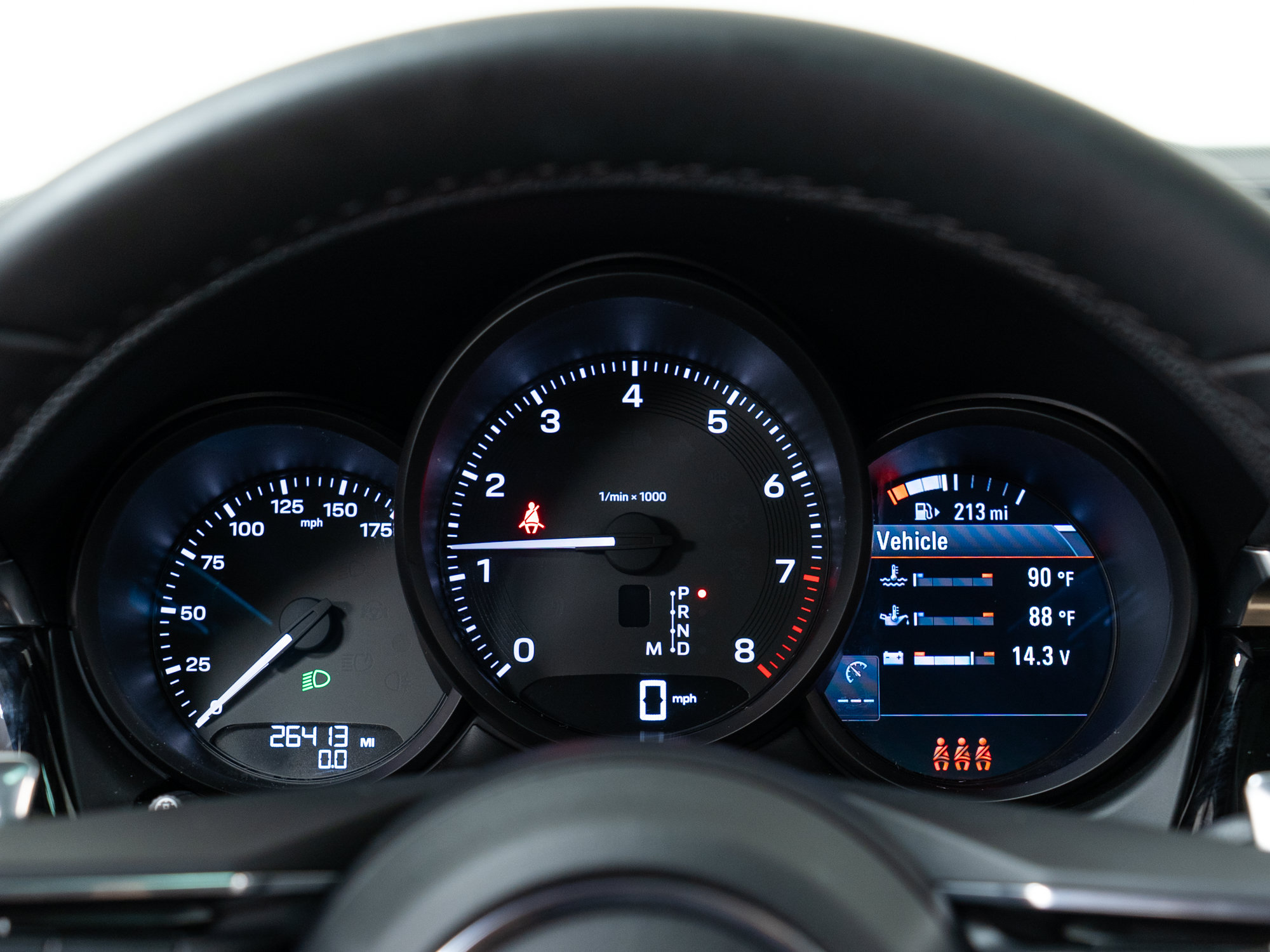 Certified 2022 Porsche Macan AWD/4WD image 21